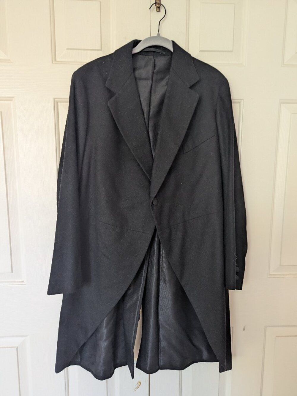 Vintage 1940's Men's Tuxedo Coat Label-BruderKunstiler Altenburg i/TH MARK 38